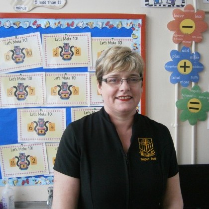 Mrs M. Hillen